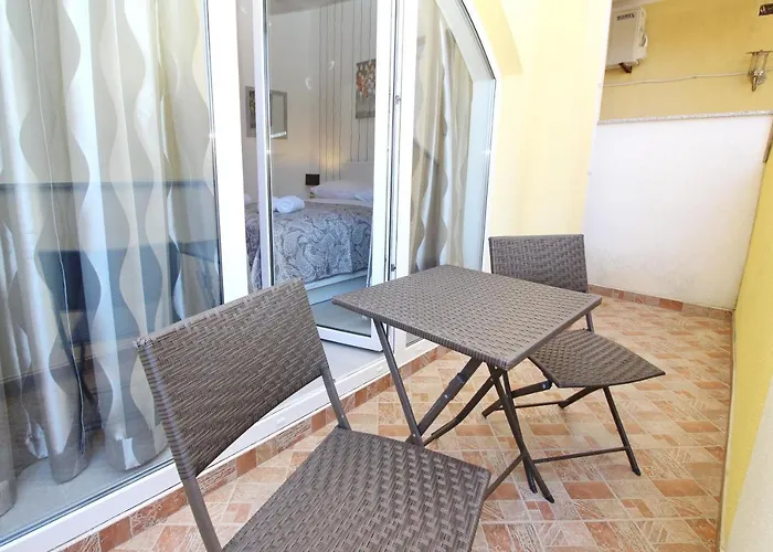 Apartment By The Sea Baska, Krk - 18807 Baška